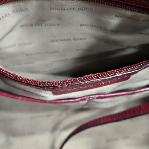 MICHAEL KORS MOTT MEDIUM SMOOTH LEATHER TOTE In Mulberry - Picture 13 of 13